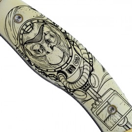 Fejesgörbe - Űrhajós majom