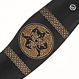 Fejesgörbe - Betyár Ébenfa Markolatú Bicska – Megújult Betyár Bicska, Minőségi AUS8-A Acélpenge, Állítható Nyitószemölccsel és Kényelmes Markolattal - Kelta szarvas - Kelta szarvas ébenfa